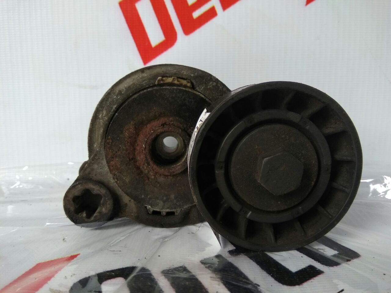 întinzător rolă pentru Volvo V70 2.4 diesel · 2007–2013