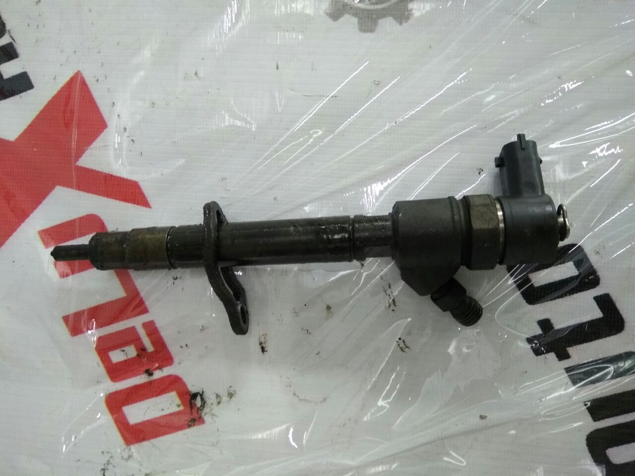 combustibil injector pentru Volvo V70 2.4 diesel · 2007–2013