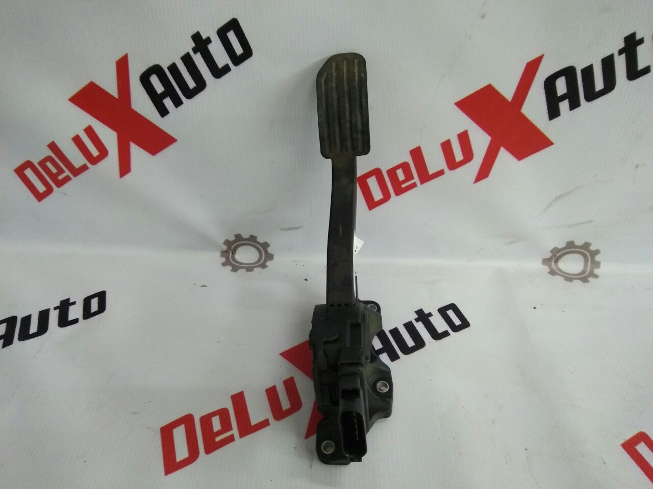 pedală gaze pentru Volvo V70 2.4 diesel · 2007–2013